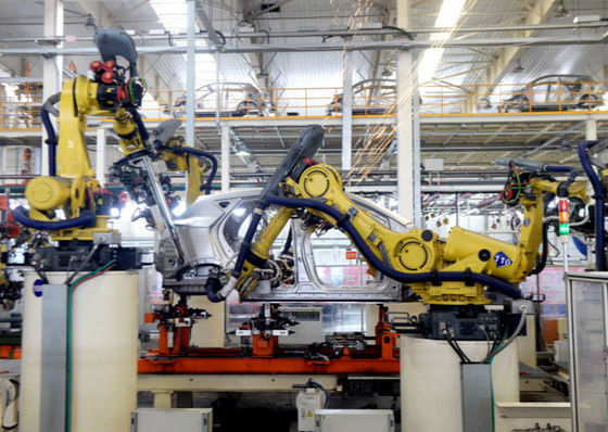 China Auto-Versammlungs-Roboterverpacken-Maschinerie-Metallmaterielle hohe Leistungsfähigkeit fournisseur